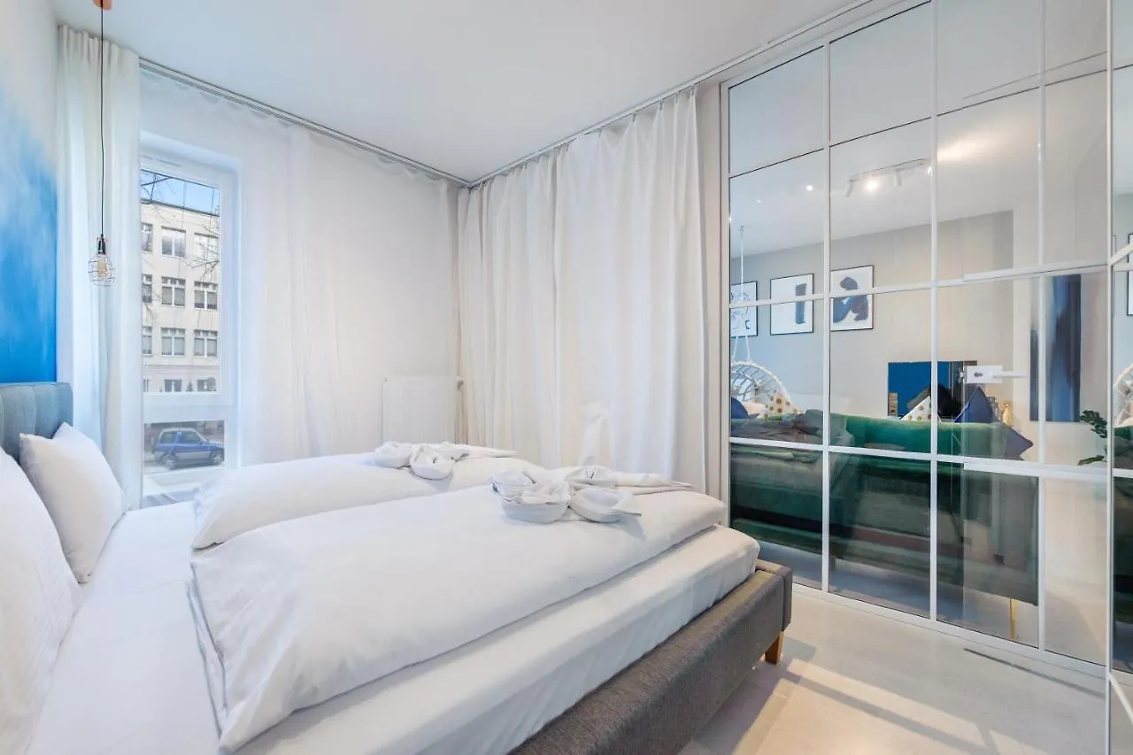 Apartamenty Sun & Snow Riverfront Gdansk Apartment